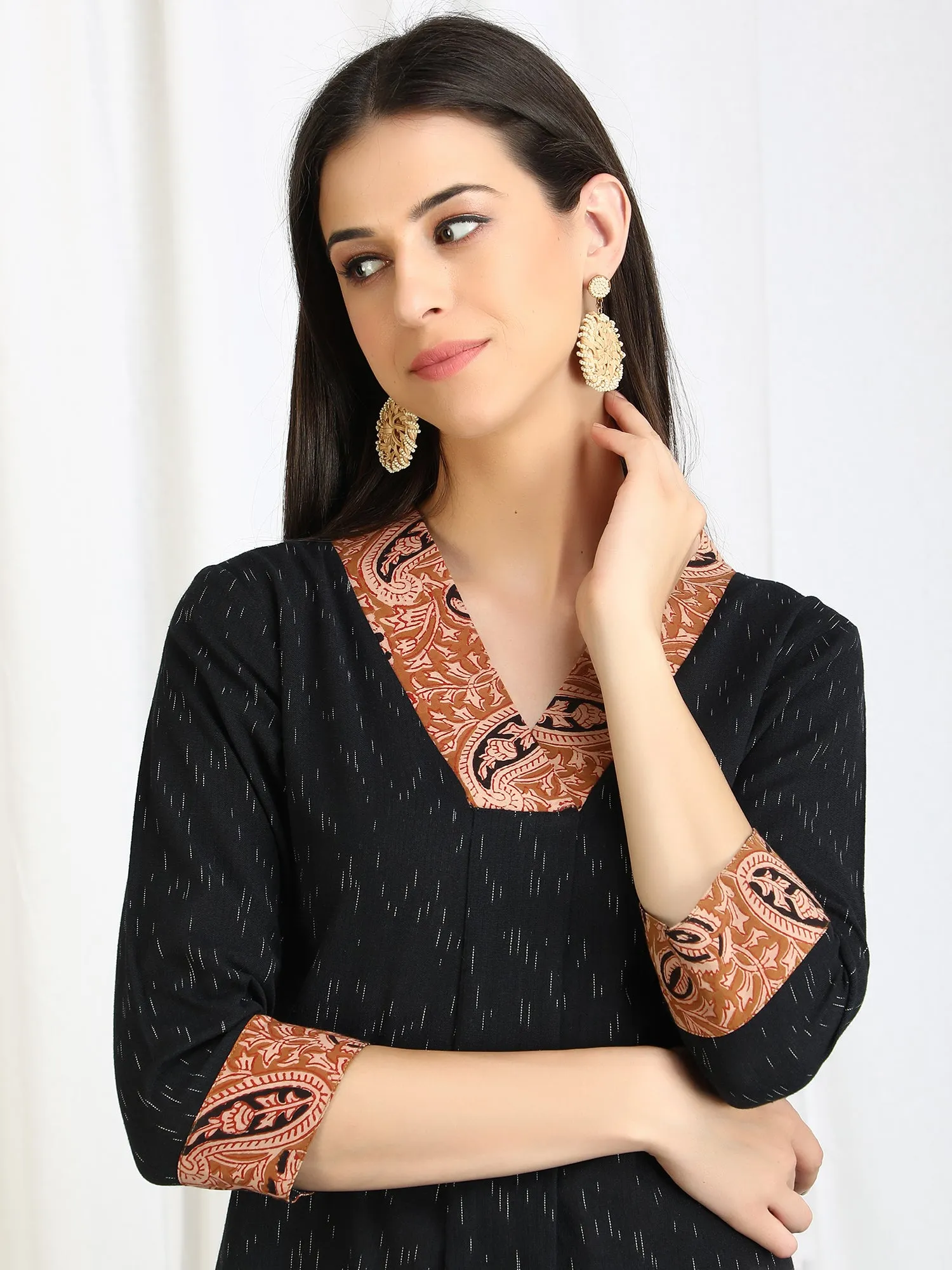 Black Ikat 'Nitya' Midi Dress