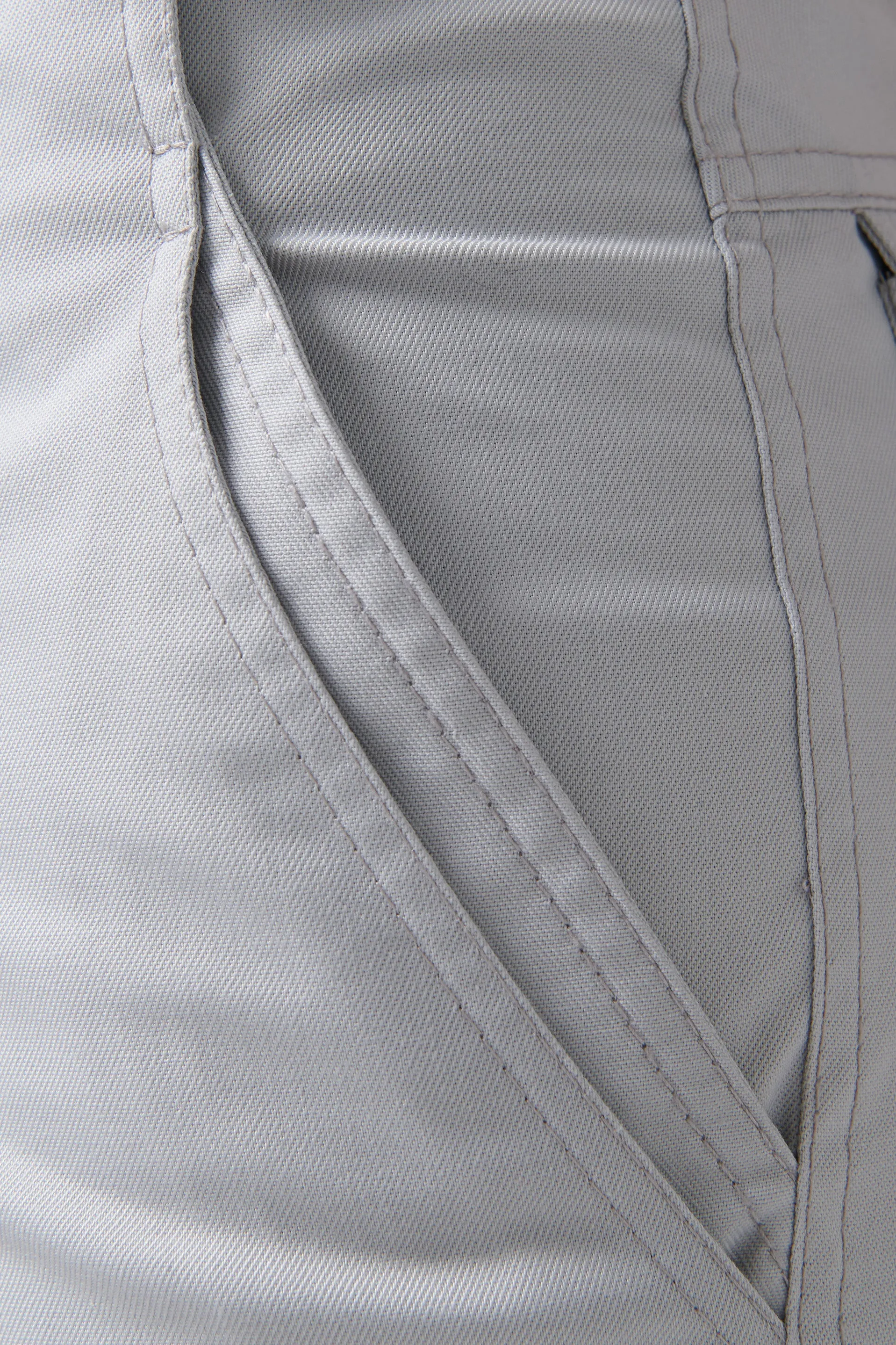 Grey Bottom Belt Cargo Pants