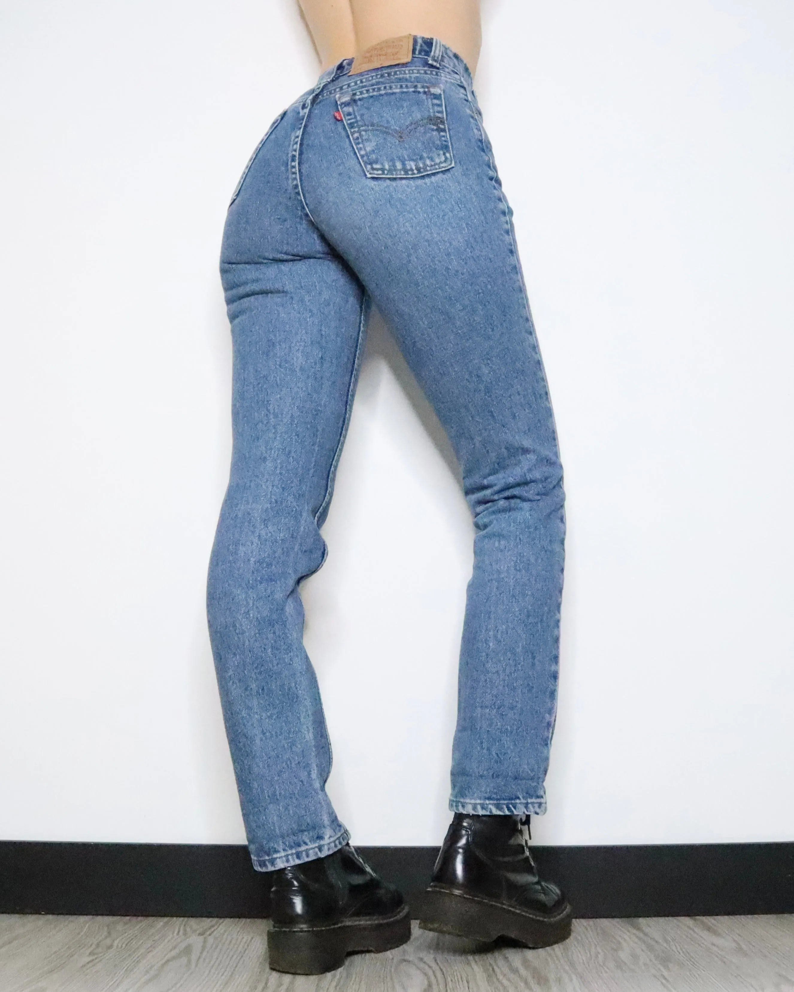 High Waisted Levi's Jeans (Small) 