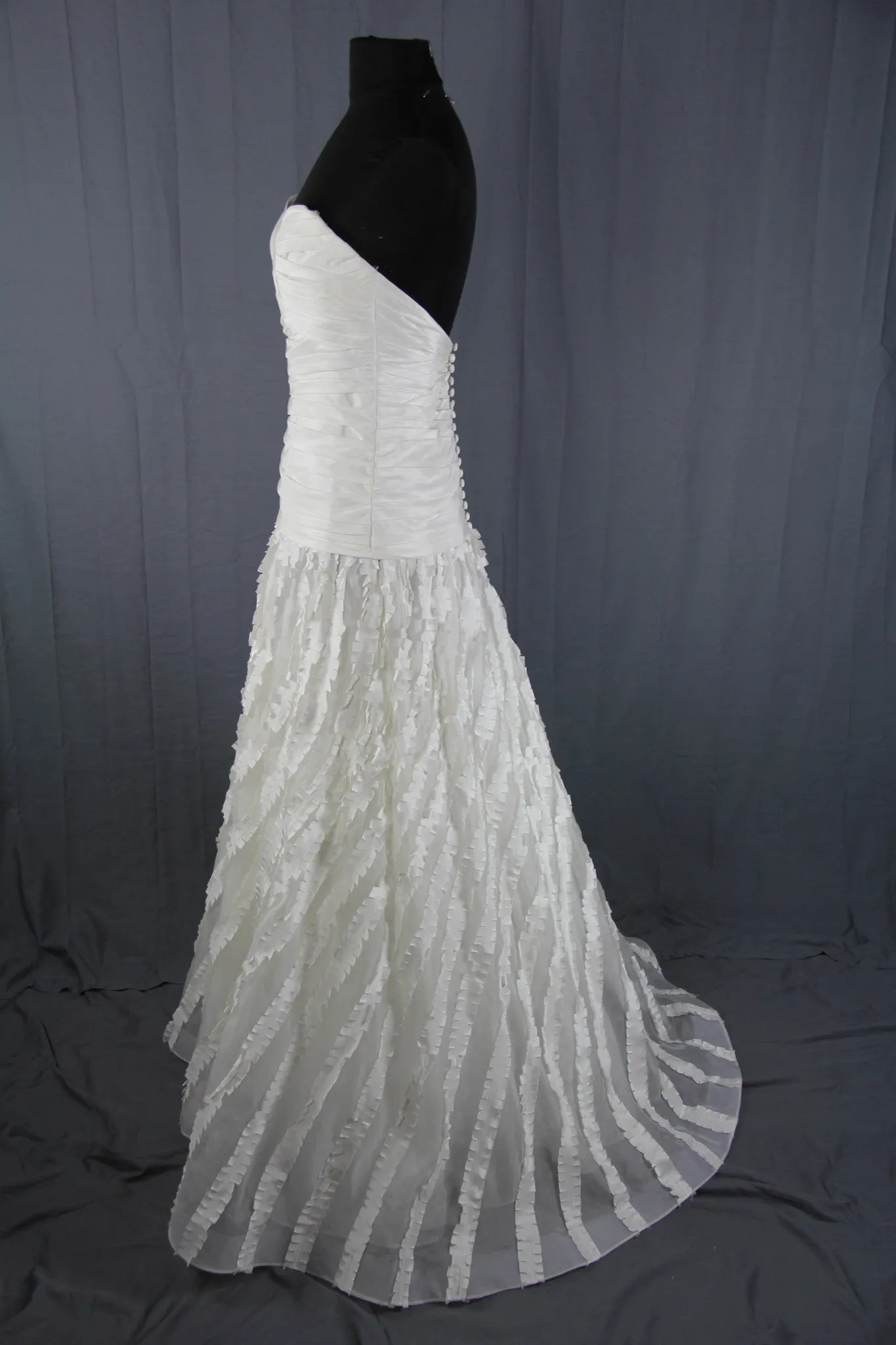 Liancarlo - 4856 Wedding Gown