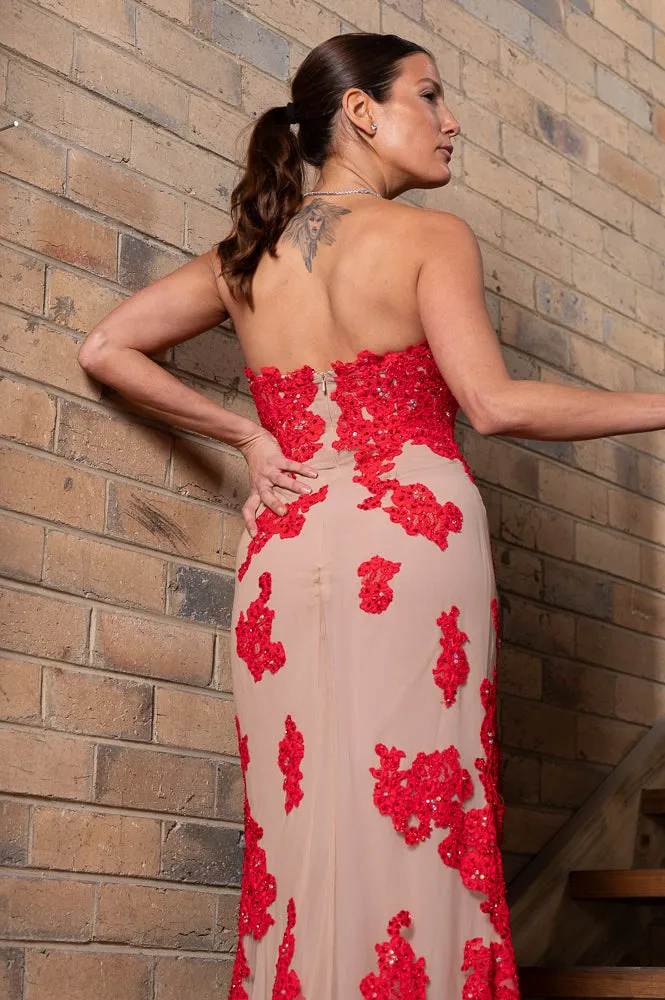 Strapless sweetheart cocktail gown with train | TYRA