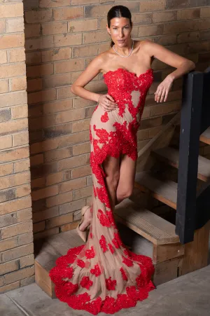 Strapless sweetheart cocktail gown with train | TYRA